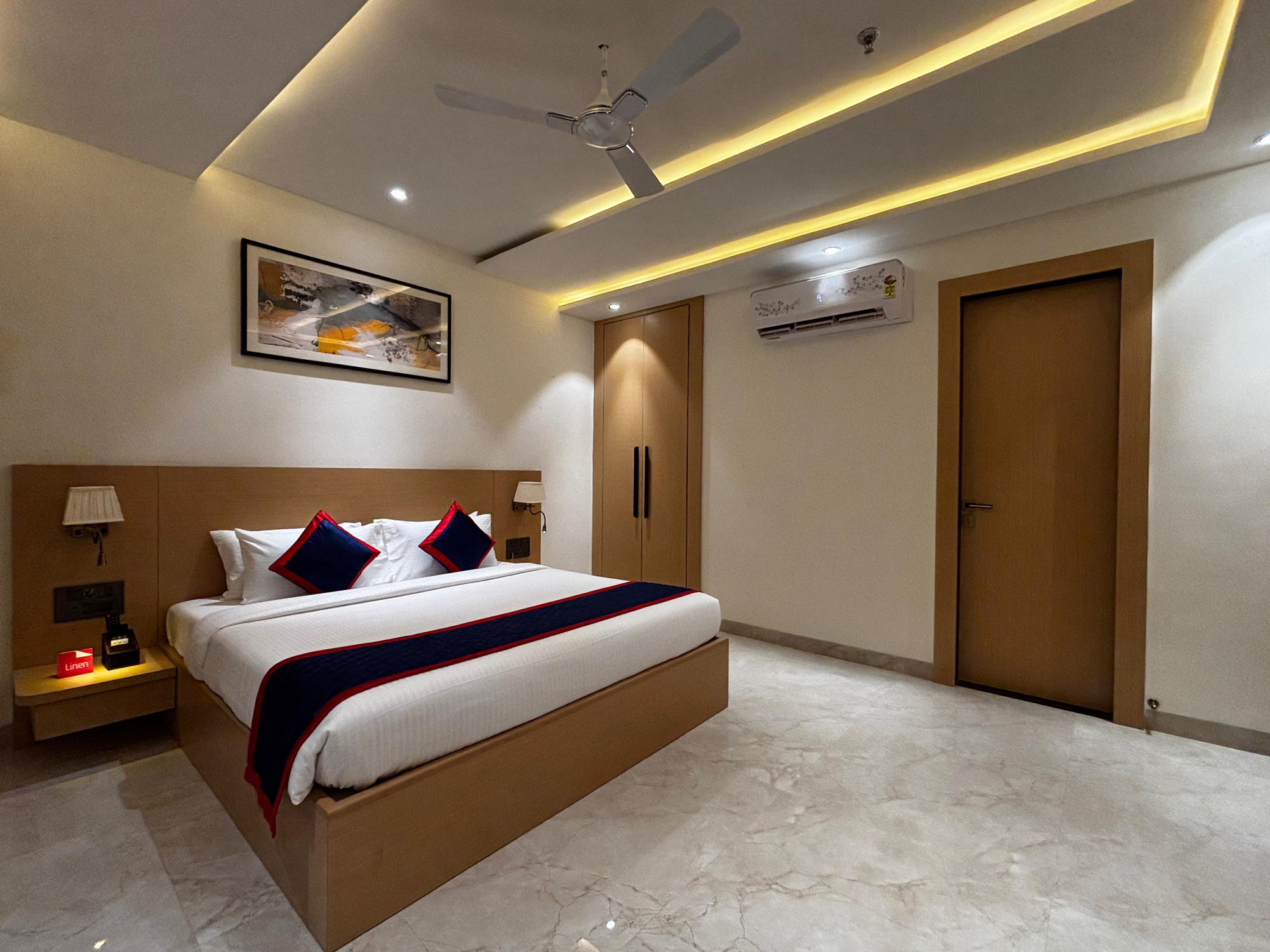 R Residency Premium Hostel Room Kota